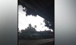 Detik-Detik Angin Puting Beliung Rusak 23 Rumah di Sulsel