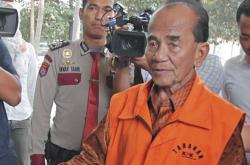Mantan Gubernur Riau Annas Maamun Bebas 21 September 2020