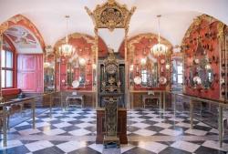 3 Set Perhiasan Tak Ternilai Abad ke-18 Dicuri dari Museum Negara Milik Jerman