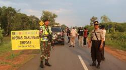 Operasi Timpora Imigrasi dan Satgas Yonif MR 411 di Perbatasan RI-PNG, 3 Orang Diamankan