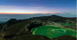 Keindahan Danau Kelimutu di Flores, Danau Kawahnya Unik Berwarna-warni