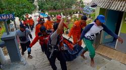 Hari Ketiga Pencarian Nelayan Tenggelam di Pantai Watu Lumbung, Tim SAR Temukan 1 Korban