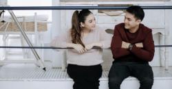 Jelang Kelahiran Anak Pertama, Rizky Alatas Belum Persiapkan Nama