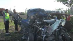 Kecelakaan Tol Cipali, Avanza Tabrak Truk Pengangkut Motor, 6 Orang Tewas di TKP<