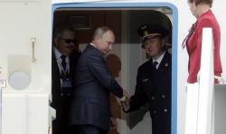 Insiden Udara, Pesawat Dinaiki Presiden Putin Berhasil Mendarat di Tengah Kabut Tebal