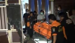 Video Penemuan Perempuan Paruh Baya Tewas Membusuk dalam Rumah di Tebet