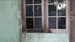 Teror Bom Molotov di Sleman, Etalase Warung Makan Warga Pecah<