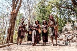 Keseruan Travelling di Alor, Bisa Bergaya ala Suku Abui