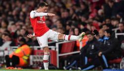 Oezil Marah ketika Diganti, Ini Tanggapan Freddie Ljungberg