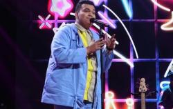 Richard Bernyanyi sambil Bermain Bass, Anang Hermansyah: Penampilanmu Menggairahkan