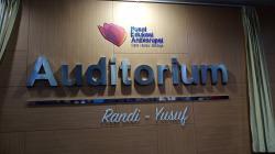 Randi dan Yusuf Diabadikan Jadi Nama Auditorium KPK