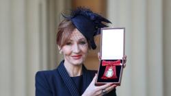 J.K. Rowling Raup Rp1,29 Triliun dalam Satu Tahun Lewat Harry Potter