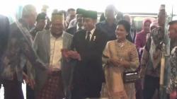 Presiden Jokowi Jadi Saksi Pernikahan Putri Ketua DPD La Nyala Mattalitti di Surabaya