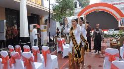 Hujan Bubarkan Puncak Hari Ibu di Semarang, Istri Wapres dan Menteri Diungsikan