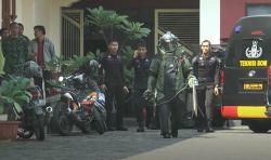 Masjid Mujahidin Makassar Diteror Bom OTK, Tim Jihandak Sterilisasi Lokasi