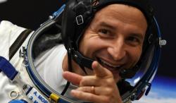 Astronot AS Tangkap Gambar Santa Claus Melintasi India Bawa 5,7 Miliar Hadiah