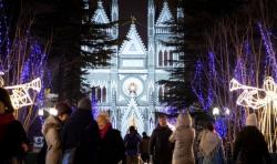 China Larang Perayaan dan Penggunaan Aksesori Natal di Sekolah<