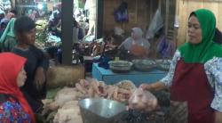 Harga Daging Ayam di Batang Jateng Terus Naik Jelang Tahun Baru<