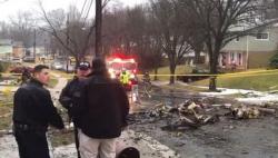 Pesawat Kecil Hantam Garasi Rumah dan Mobil di AS, Pilot Tewas Seketika