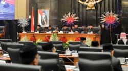 Pelantikan 106 Anggota DPRD DKI Jakarta Terpilih, Sutiyoso dan Djarot Hadir