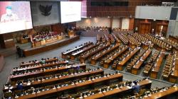 UU Pesantren Disahkan, Lantunan Selawat Nabi Menggema di DPR