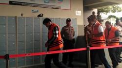 Tahanan KPK Bowo dan Idrus Mencoblos di TPS 012 Guntur Setia Budi