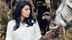 Caleg Cantik dr Irene Berjuang untuk Papua