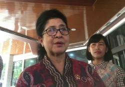Menkes Nila Moeloek Sebut Menko Polhukam Wiranto Sudah Bisa Jalan