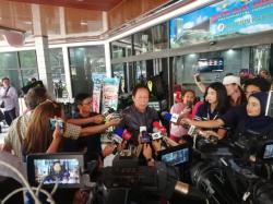 Kelakar Sutiyoso saat Jenguk Wiranto: Sampean Itu Digdaya Loh