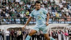 Gantikan Elkan Baggot, Bek Persebaya Ini Siap Terbang ke Dubai