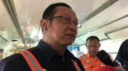 Viral Video Tinjau Banjir Naik Rakit dan Diarak, Ini Kata Dirut KAI