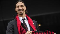 Patung Zlatan Ibrahimovic di Malmo Kembali Jadi Korban Vandalisme