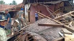 Banjir Bandang-Longsor di Lebak Banten Porak-Porandakan 30 Desa, Warga Terus Dievakuasi<
