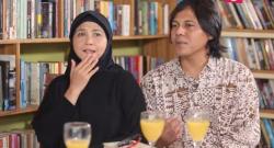 Sambil Terisak, Mayky Wongkar Ungkap Ria Irawan Meninggal saat Adzan Subuh