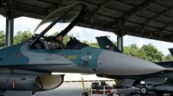 4 Pesawat F-16 Meluncur Amankan Laut Natuna<