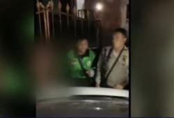 Video Amatir Wisatawan Amerika Diamuk Massa Mengemudi Ugal-Ugalan di Bali