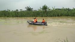 Seorang Warga Grobogan Hilang Terseret Banjir<