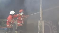 Pabrik Scaffolding di Sidoarjo Terbakar, 1 Karyawan Tewas, 8 Luka