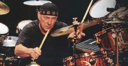 3,5 Tahun Lawan Kanker Otak, Drummer Rush Neil Peart Meninggal Dunia