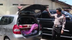 Kepergok Mesum di Mobil, Pengunjung Mal di Solo Kabur dan Tabrak Sekuriti Parkiran<