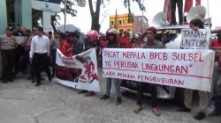 Taman Patung Kuda Benteng Rotterdam Dirusak, Massa Datangi Gedung DPRD Sulsel