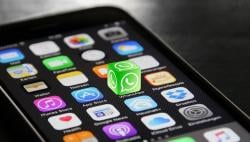 WhatsApp Gulirkan Dark Mode ke Pengguna Beta di Android