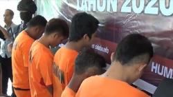 5 Pengedar Narkoba Ditangkap dengan Barang Bukti Puluhan Ribu Pil Koplo di Situbondo<