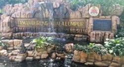 Wisata KL Bird Park, Bermain dengan Aneka Jenis Burung Nan-Indah