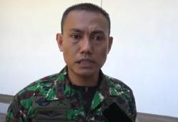 Aparat TNI Bantu Warga Usir Pembalak Liar di Buleleng Bali