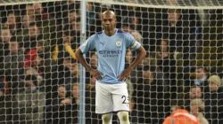 Kontraknya Diperpanjang Setahun oleh Man City, Fernandinho: Ini Kabar Terbaik