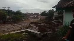 Peringatan Dini BMKG, Jatim Dilanda Hujan-Angin Kencang Hingga 3 Hari ke Depan
