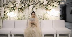 Isyana Sarasvati Berjoget saat Prosesi Siraman Jelang Pernikahan