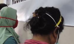 Video Penangkapan 2 Ibu Rumah Tangga Penyebar Hoaks Virus Korona