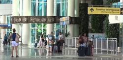 Bandara Ngurah Rai Sepi Setelah Rute Penerbangan ke China Ditutup<